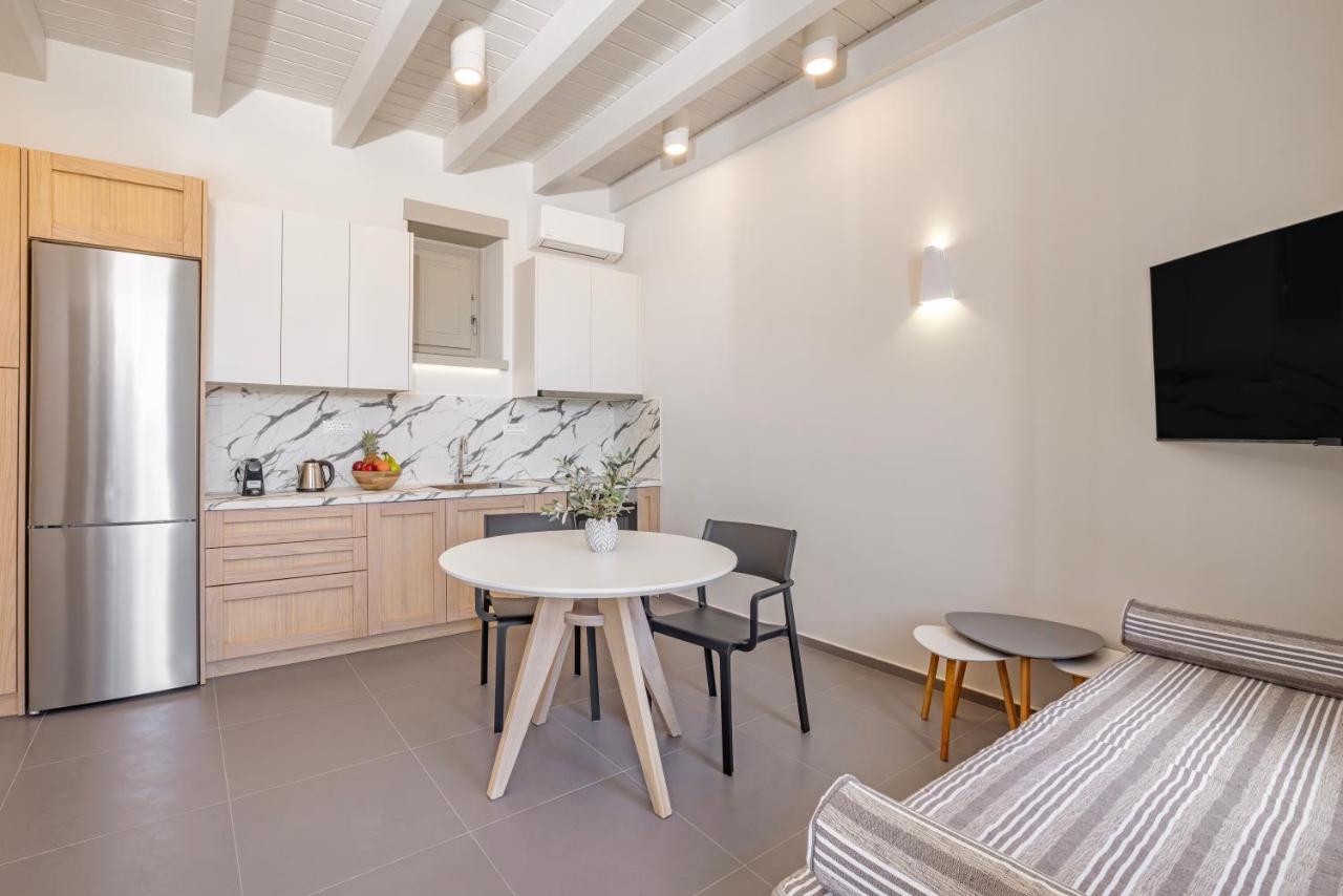 Chalki Sunrise Suites Eksteriør bilde